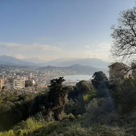 Belvedere D'ajaccio, Entiere Vue Pour 2 à 10 Voyageurs Ajaccio (Corsica)