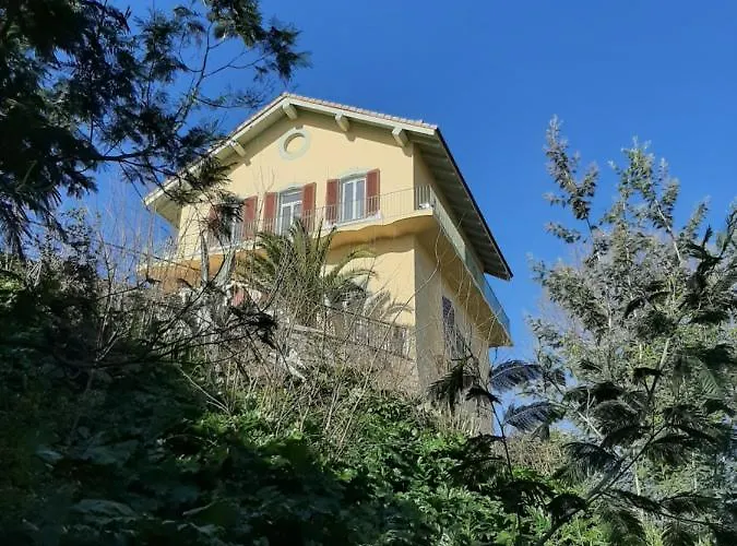 Belvedere D'ajaccio, Entiere Vue Pour 2 A 10 Voyageurs *