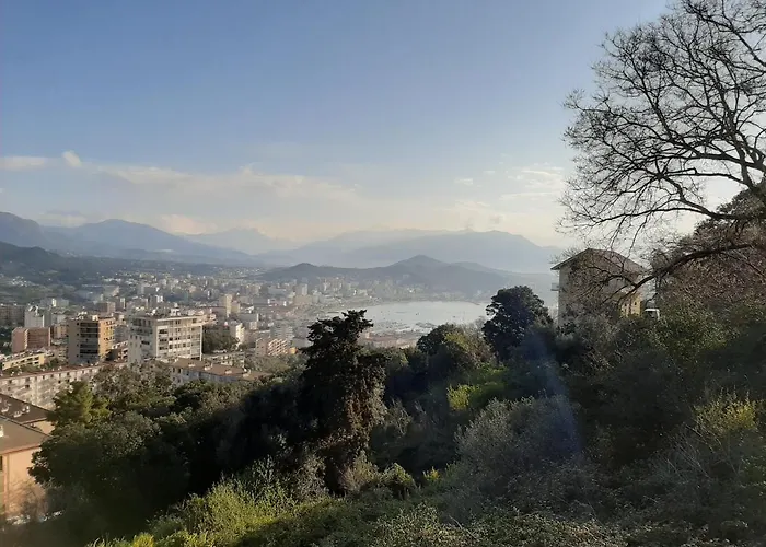 Belvedere D'ajaccio, Entiere Vue Pour 2 A 10 Voyageurs Ajaccio (Corsica)