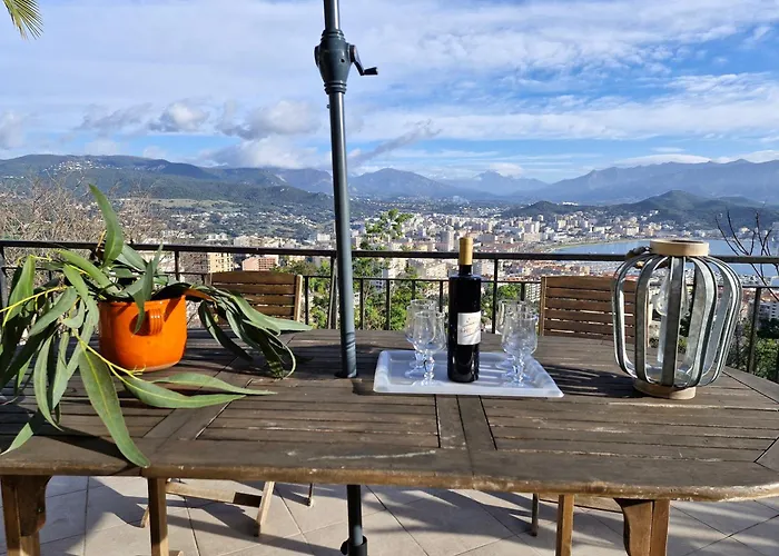 Belvedere D'ajaccio, Entiere Vue Pour 2 A 10 Voyageurs Villa Ajaccio (Corsica)